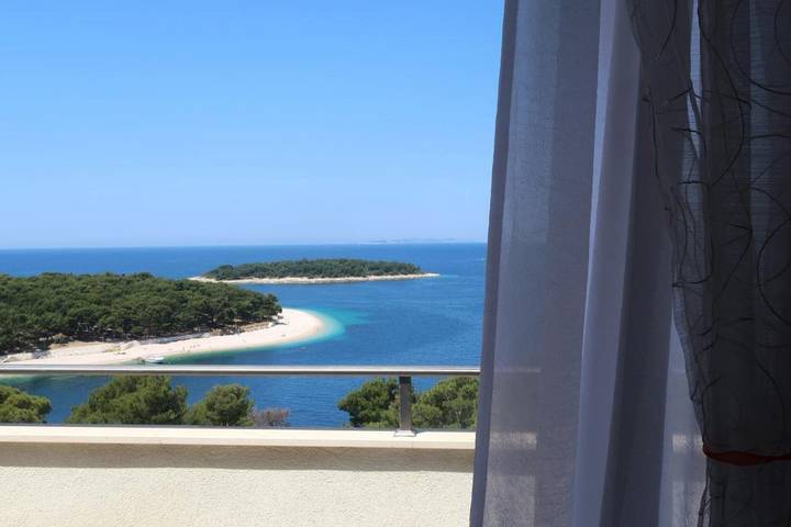Apartament wakacyjny dla 3 osób, z taras i ogród w Primošten