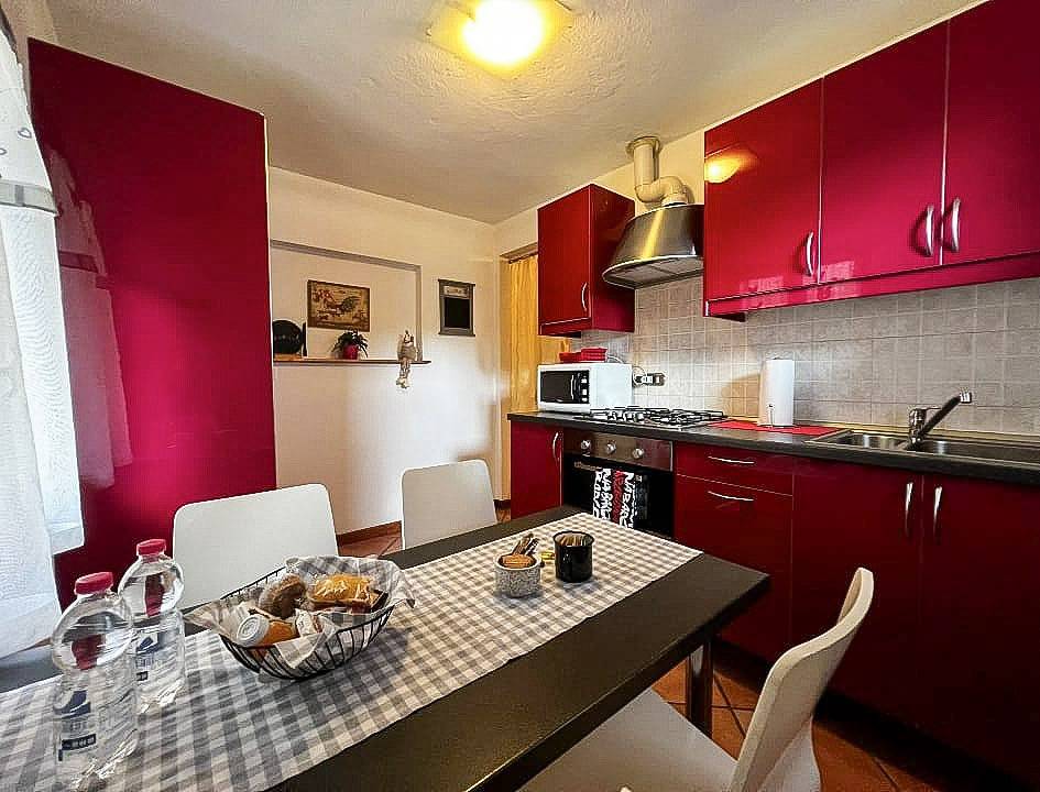 Ganze Wohnung, Sorti Alpaca in Montegrino Valtravaglia Gemeinde, Lago Maggiore (Lombardei)