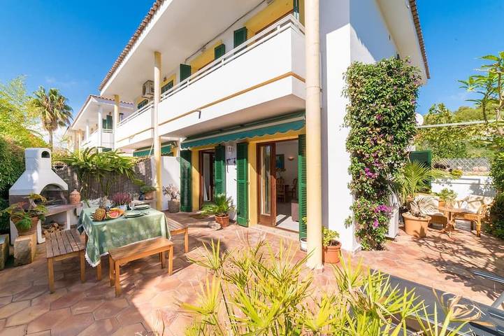 Finca für 4 Personen, mit Terrasse