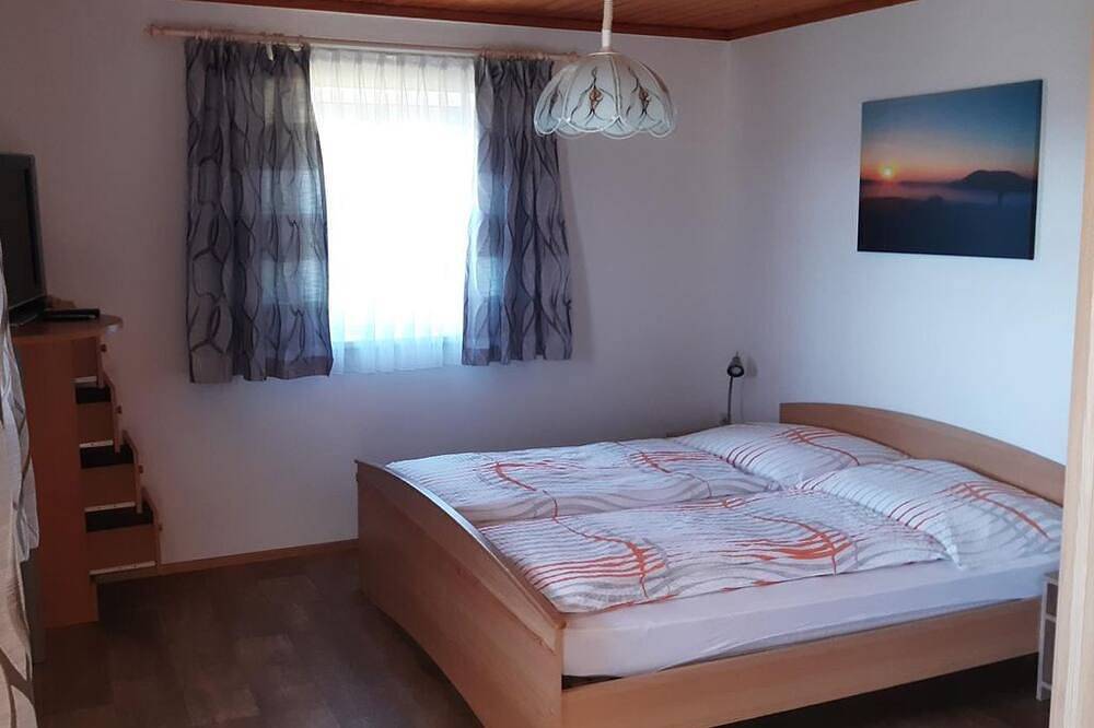 Ganze Wohnung, Ferienhaus- Weinhof, Pachler Margret - Ferienwohnung in Südoststeiermark, Tieschen