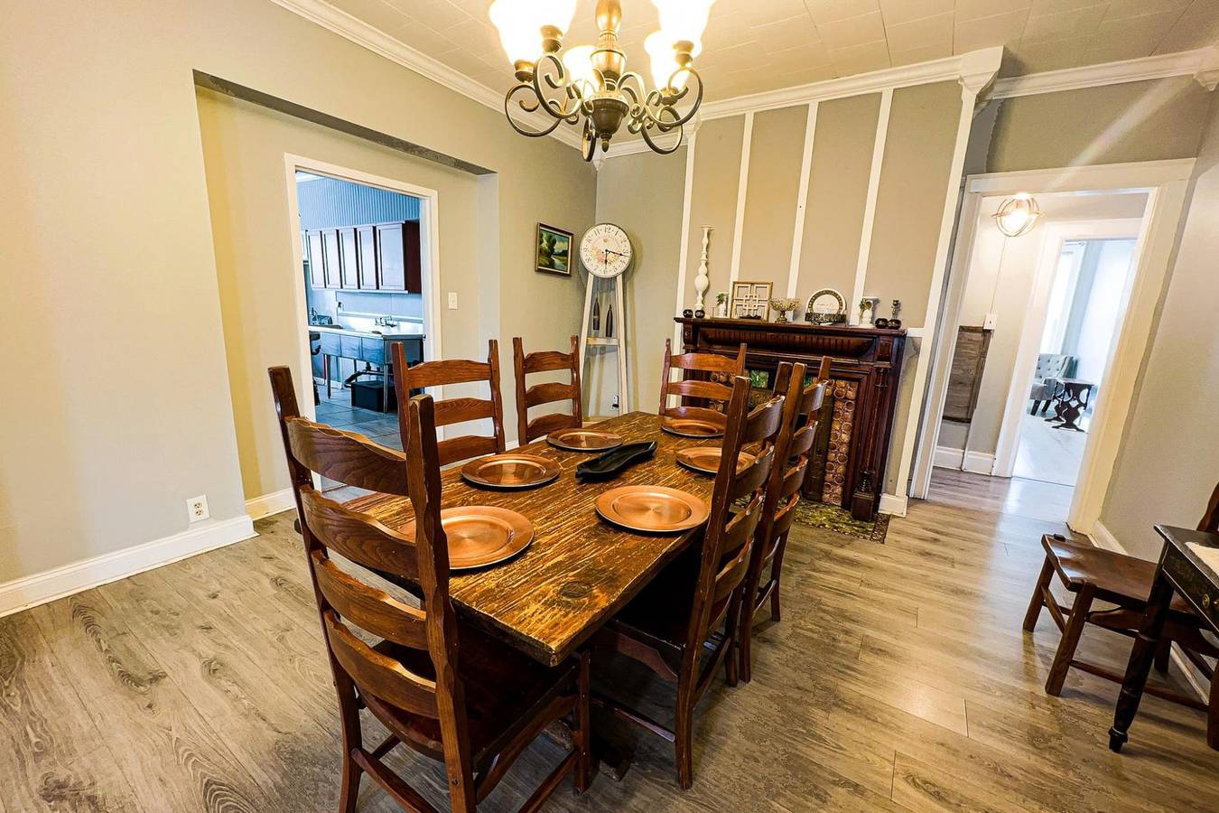 The Forgotten City Estate-9Br near Niagara falls in Cataratas del Niagara (Nueva York), Condado de Niágara