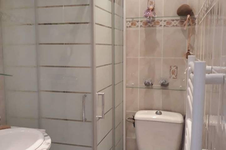 Gîte pour 4 personnes, avec jardin et terrasse à Bagnols-en-Forêt - 3