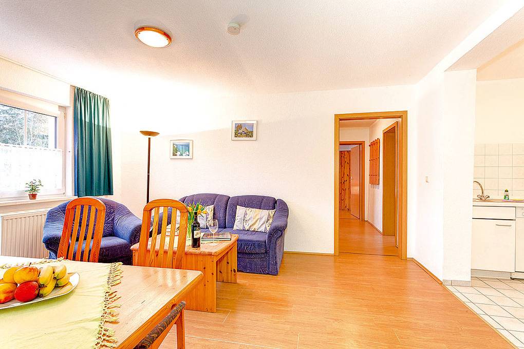 Apartamento vacacional entero, Villa Idyll, Gartenhaus, Whg. 652 in Sellin, Rügen