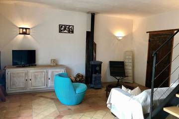 Agriturismo pour 6 Personnes dans Apt, Parc naturel régional du Luberon, Photo 2