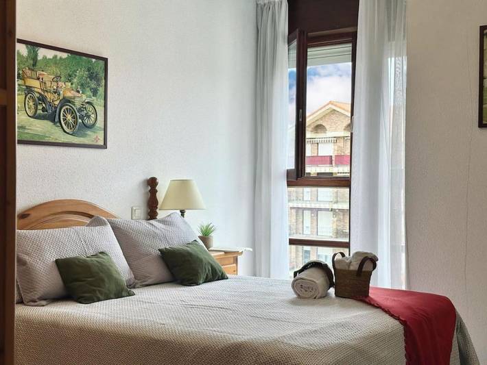 Apartamento de vacaciones para 5 personas, con balcón, Se admiten mascotas - 1