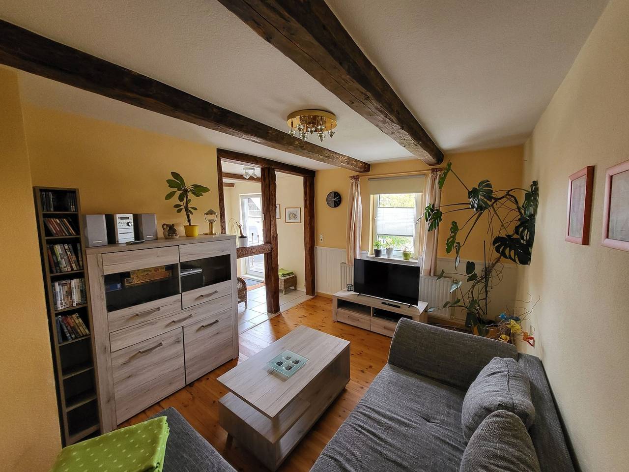 Ganze Wohnung, Ferienwohnung für 4 Personen mit Balkon in Hüttenrode, Blankenburg