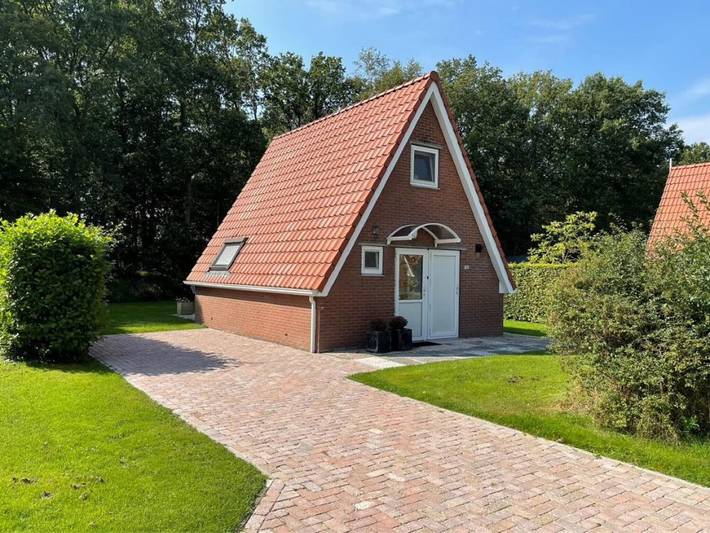 Ferienhaus für 4 Personen, mit Terrasse und Garten - 1