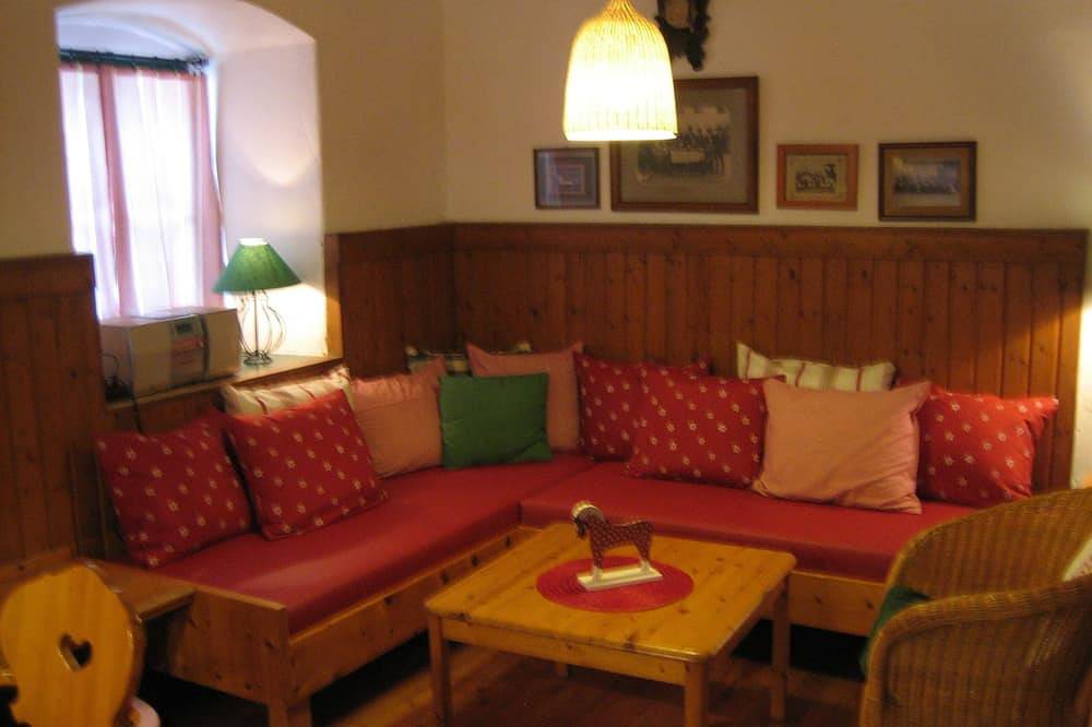 Gemütliches Landhaus in herrlicher Alleinlage, umgeben von Wiesen und Wäldern in Vorderstoder, Totes Gebirge