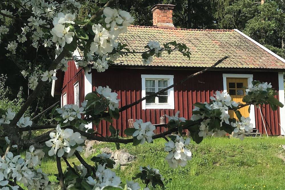 Ländliches Dorf in Sörmland mit Nähe zu Stockholm in Strängnäs, Mälaren