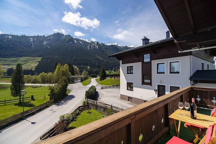 Hütte für 6 Personen, mit Balkon in Bramberg am Wildkogel