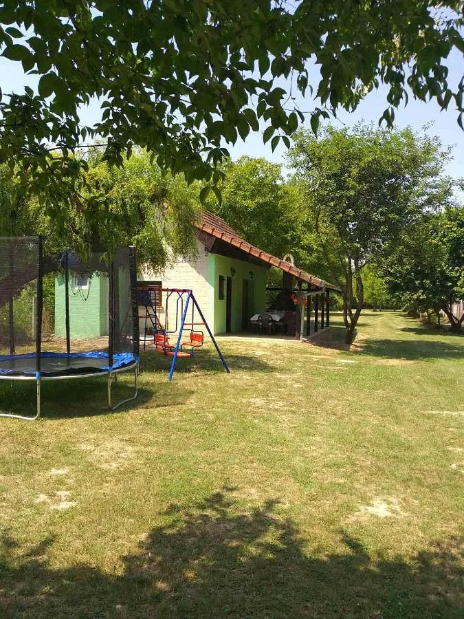Ferienhaus für 6 Personen, mit Garten und Ausblick sowie Pool, mit Haustier - 1