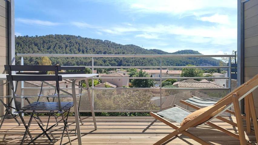 Gîte pour 4 personnes, avec vue et balcon à Roquefort-la-Bédoule - 3