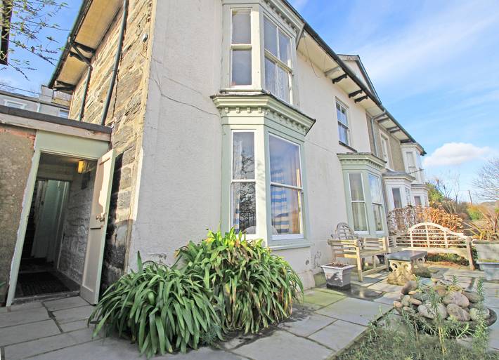 Holiday home for 4 people, with garden, with pets in Porthmadog