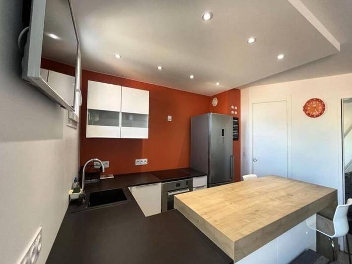 Gîte pour 4 personnes, avec terrasse dans Plage des Sablettes