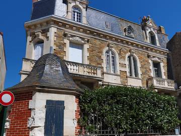 Location de vacances pour 12 personnes, avec terrasse dans Office De Tourisme Du Chateau D Olonne
