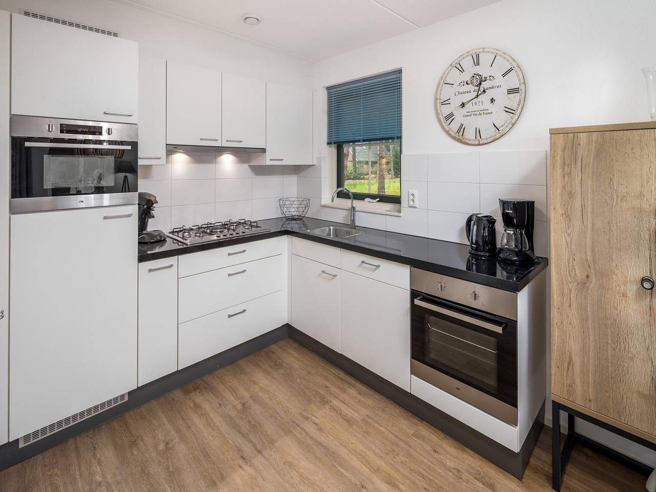 Wellnessbungalow mit Whirlpool,Sauna in Hooghalen, Drenthe