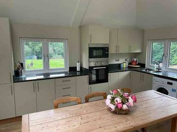 Apartment for 4 People in Surrey Hills, South East England, Photo 2