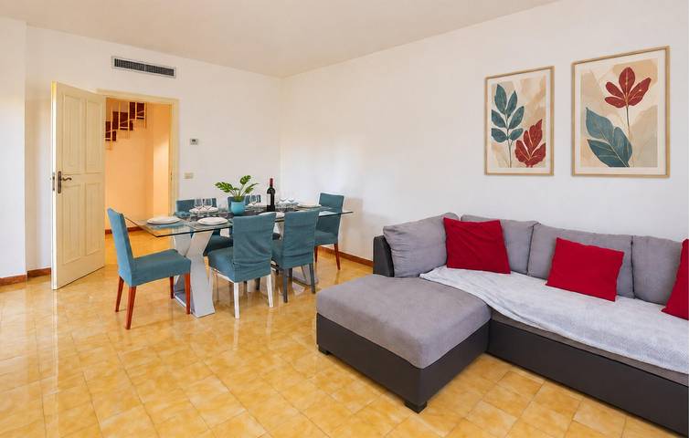 Charmant appartement avec vue sur la mer, terrasse et jardin, à 300 m de la plage in Famille Borgia, Province de Catanzaro