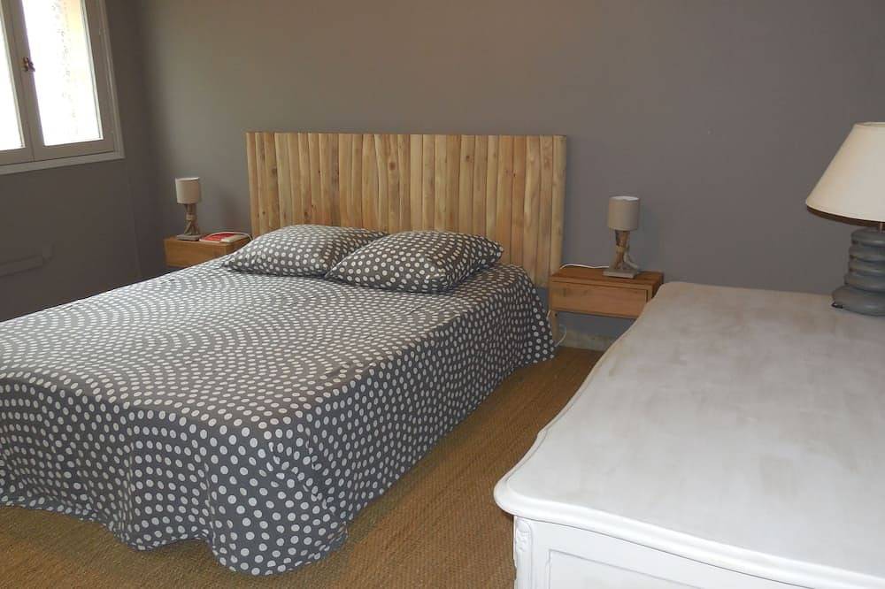 Encantadora Villa de 150m2 con piscina y jardín cerca del mar in Carry-le-Rouet, Istres region