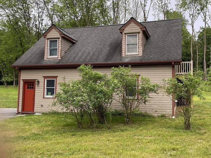 Vacation rental for 5 people, with yard in Lancaster County