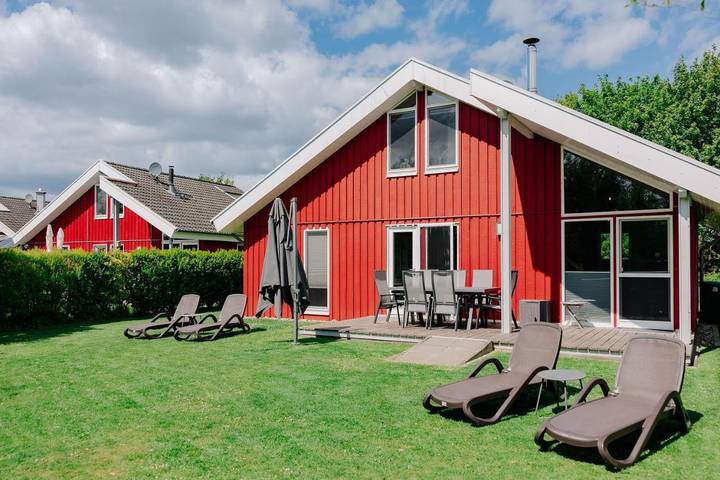 Ferienhaus für 7 Personen, mit Whirlpool und Terrasse sowie Garten und Sauna in Twist - 4