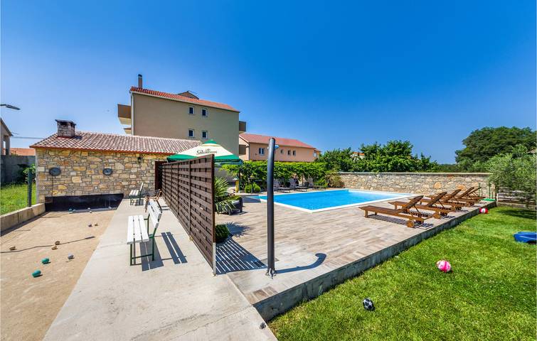 Ferienwohnung für 4 Personen, mit Terrasse und Seeblick in Biograd na Moru - 4