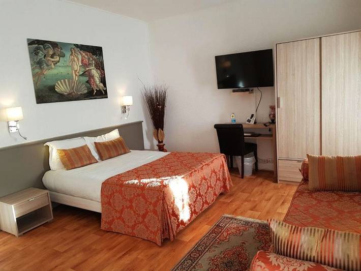 Hôtel pour 2 personnes, avec terrasse à Le Bonhomme - 2