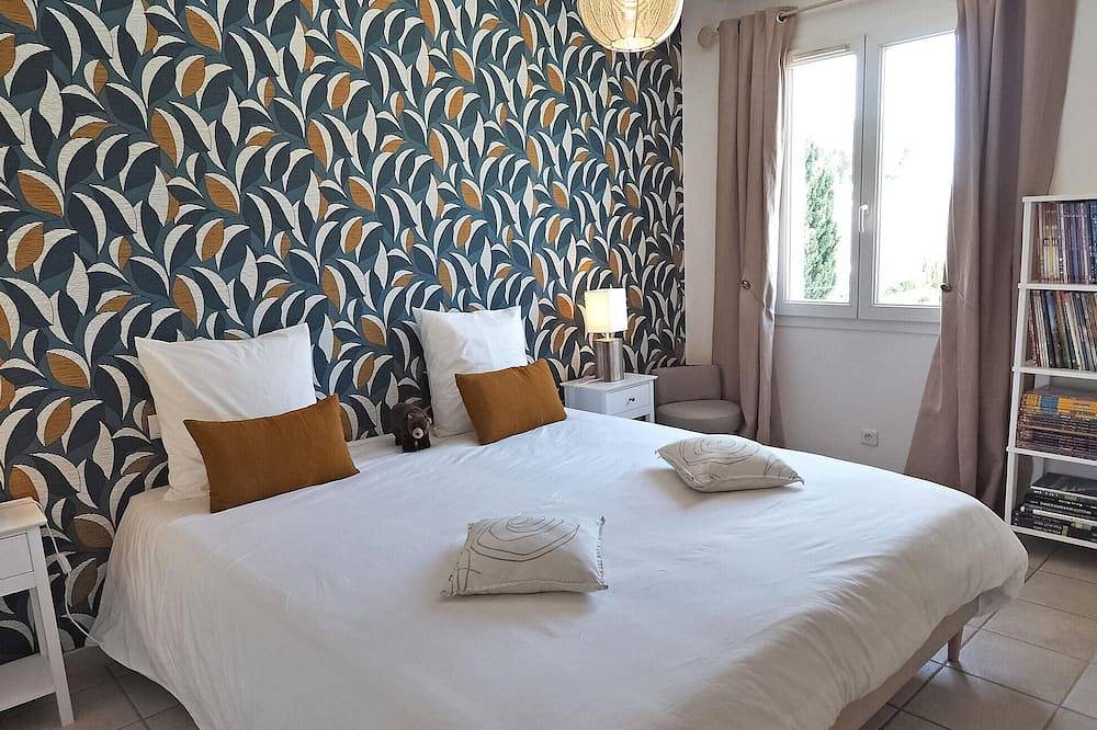 Cozy home in Maussane Les Alpilles in Maussane-les-Alpilles, Arles region