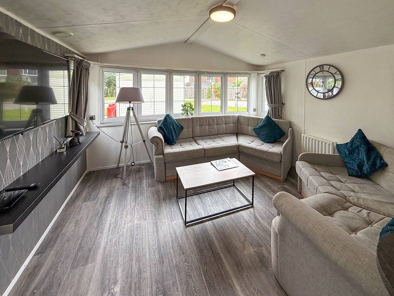 Palm Grove 2 - Ukc9557 in Chapel St. Leonards, Lincolnshire