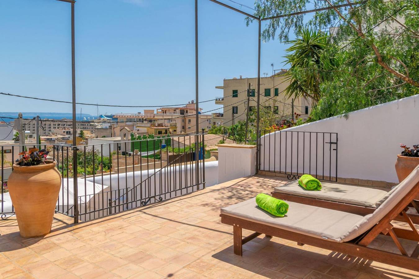 Villa El Terreno - Wonderful villa in the capital of Mallorca - Free Wifi in El Terreno, Palma