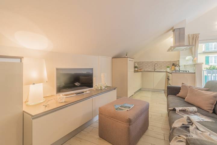 Gîte pour 6 personnes, avec balcon, animaux acceptés dans Varenna - 2