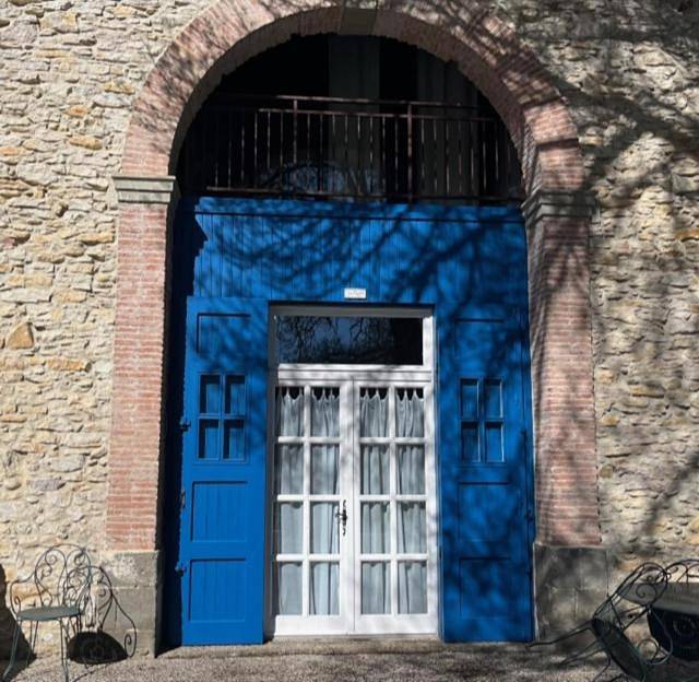 Location de vacances pour 6 personnes, avec vue et piscine ainsi que jardin et balcon, adapté aux familles à Cenne-Monestiés - 2