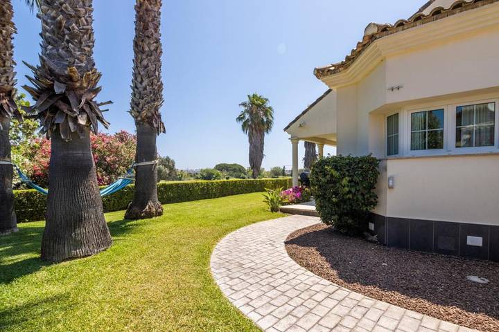 Chalet para 7 personas, con vistas y vistas al lago además de piscina y jardín, Se admiten mascotas en Provincia de Valencia - 3