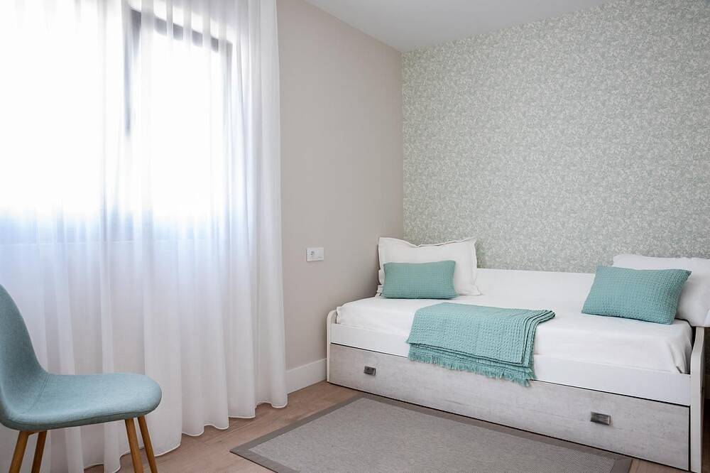 A dream vacation home, where the city and relaxation meet\". in Vilagarcía de Arousa, Rías Baixas