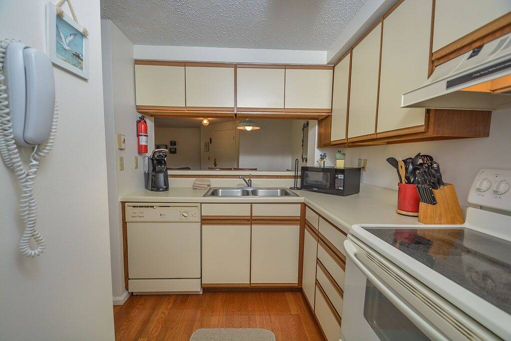 Fröhliche & Charmante 2 Schlafzimmer Eigentumswohnung mit Gemeinschaftshallenbad! in McHenry, Deep Creek Lake