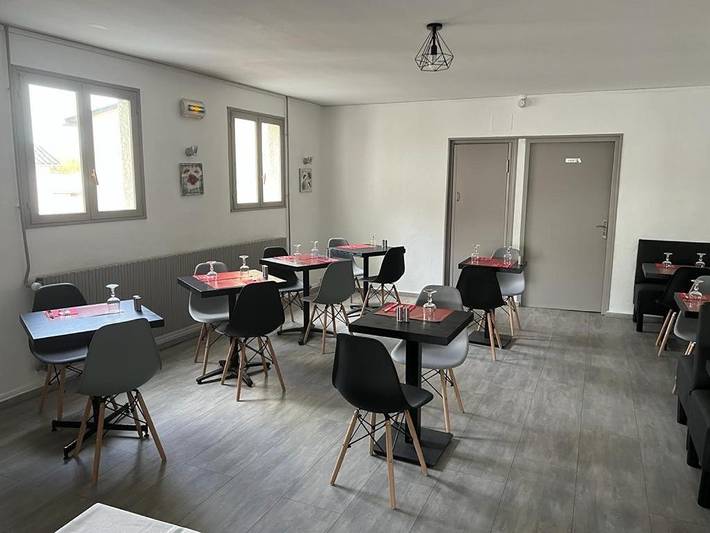 Hôtel pour 2 personnes, avec terrasse à Chauny - 2