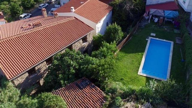 Casa rural para 4 personas, con Terraza y Jacuzzi además de Jardín y Piscina en Valle del Jerte - 3