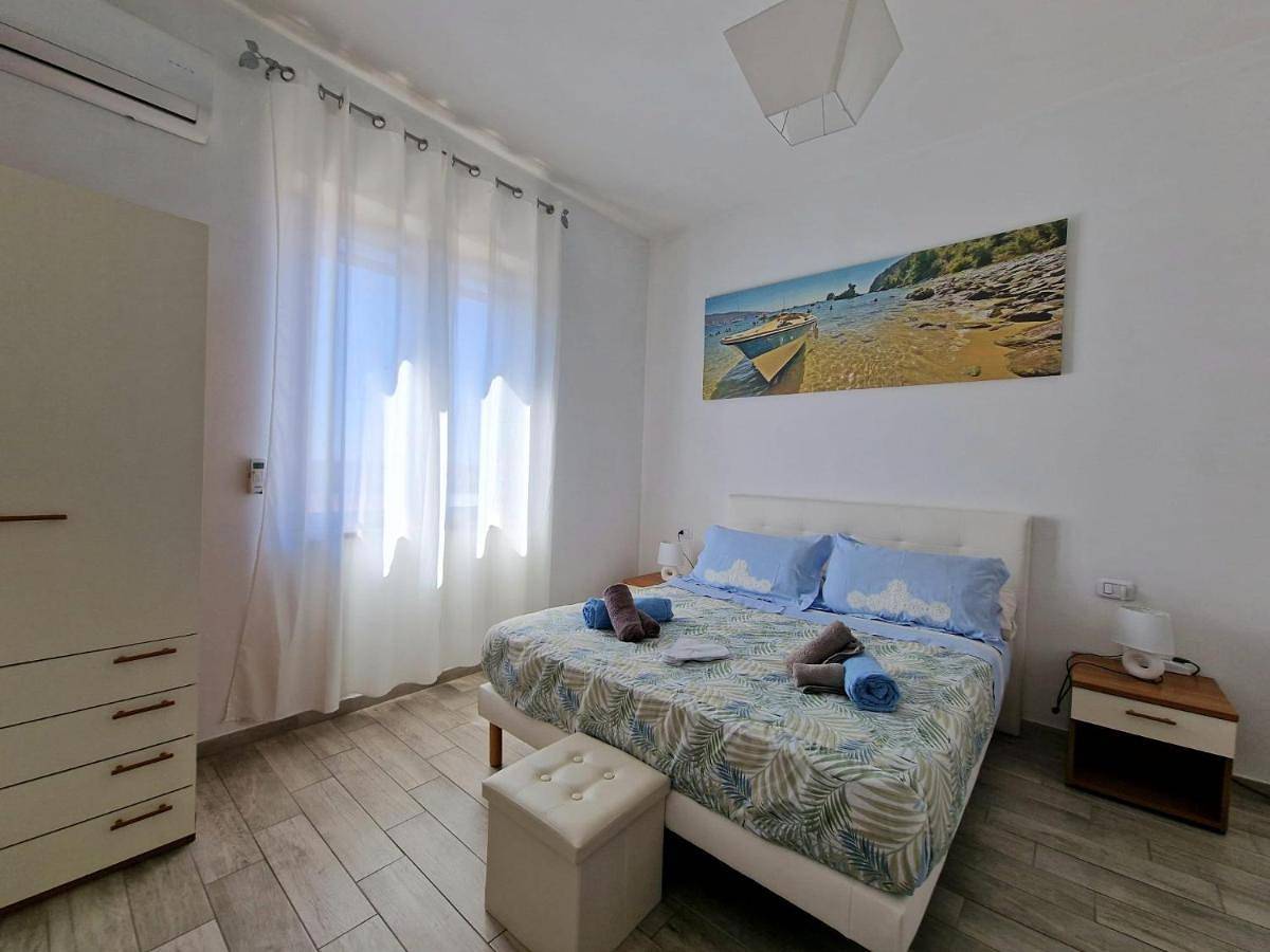 Double Room with Private Bathroom in Palinuro, Centola