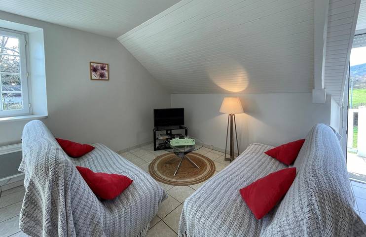 Gîte pour 6 personnes, avec jardin dans Béarn - 2