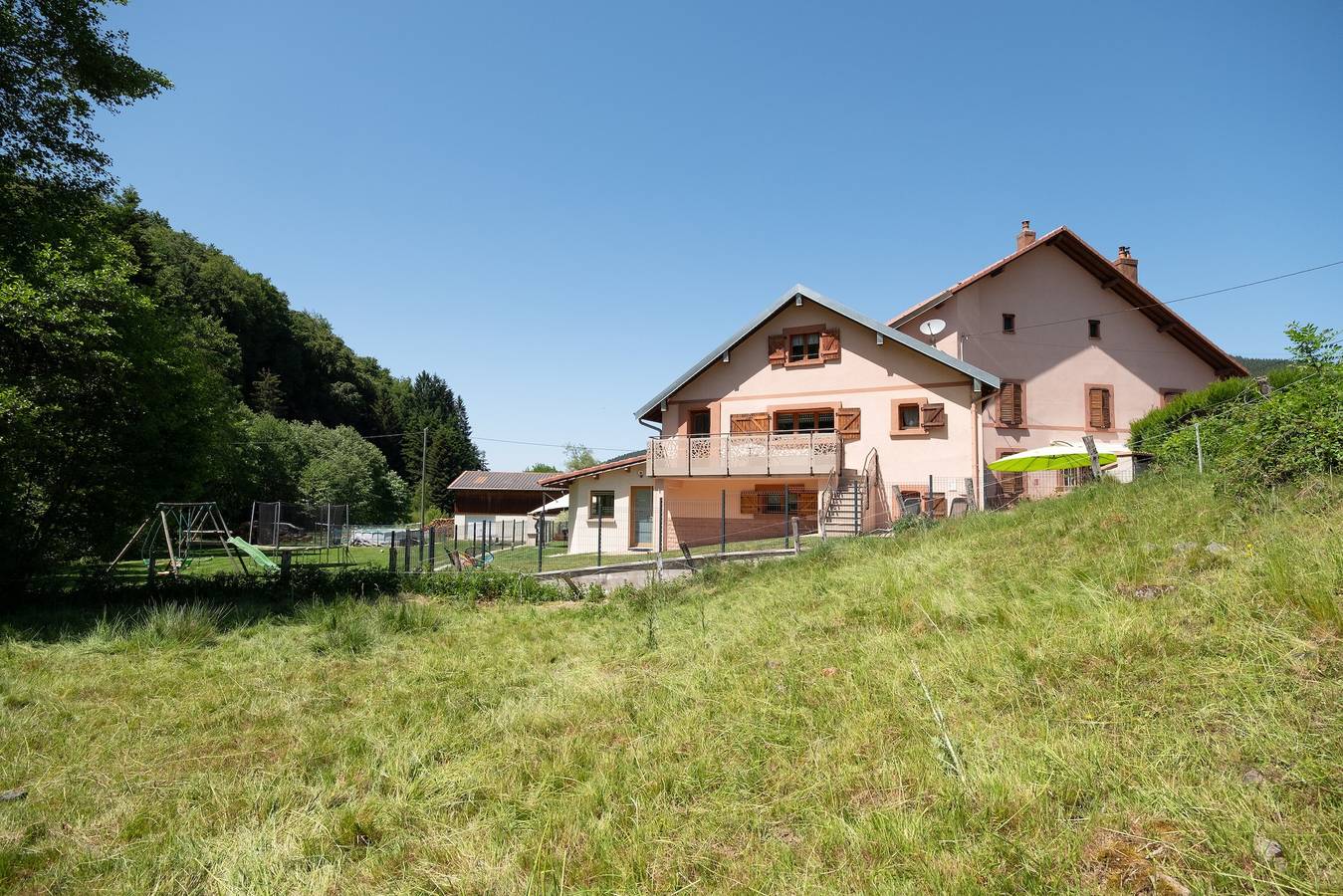Gîte « De L'ancien Moulin » : vue montagne, piscine privée et Wi-Fi in Vienville, Saint-Dié-des-Vosges