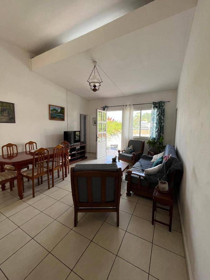 Location de vacances pour 6 personnes, avec jardin ainsi que terrasse et vue à Entre-Deux - 4