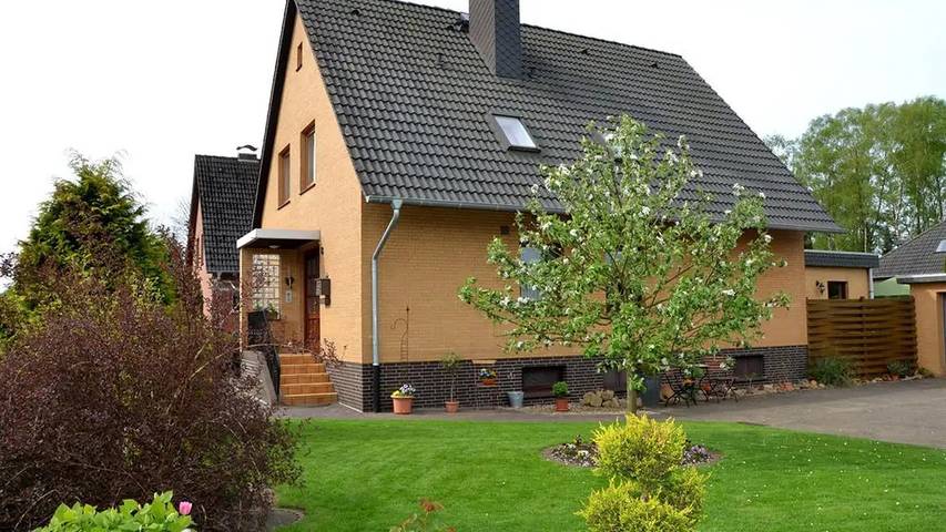 Ferienwohnung für 4 Personen, mit Terrasse und Garten - 1