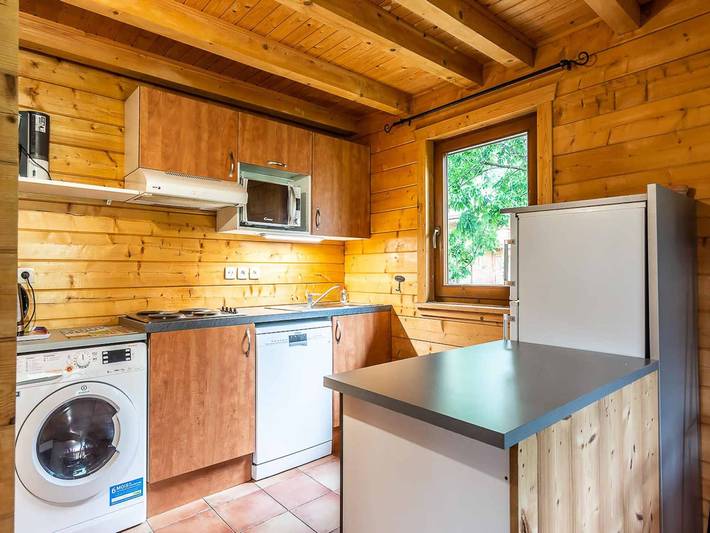Gîte pour 10 personnes, avec terrasse et piscine, adapté aux familles à Morillon - 4
