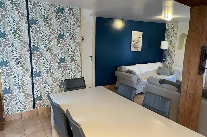Gîte pour 8 personnes, avec Piscine à Ternant (Charente-Maritime)