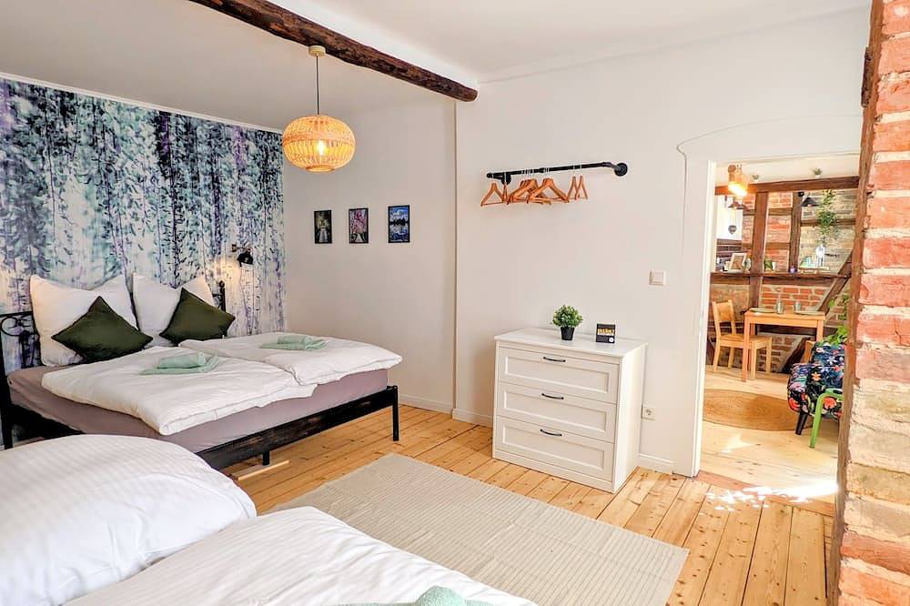 Entire apartment, Heide Apartment ♣ With terrace and in the center ♣ Kitchen, Smart Tv with Netflix in Uelzen, Landkreis Uelzen