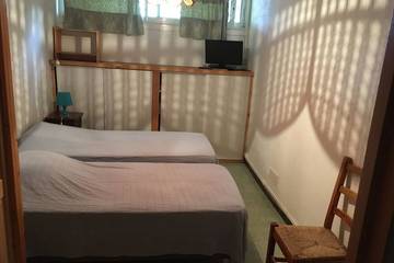 Villa pour 6 Personnes dans La Madrague, Hyeres, Photo 2