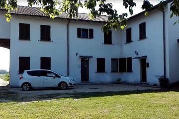 Agriturismo per 4 Persone in Garlasco, Provincia di Pavia, Foto 4