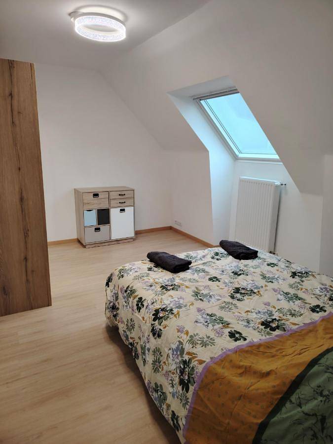 Appartement entier, Two-Bedroom Apartment in Brest, Région de Brest