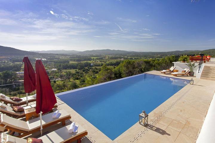 Ferienhaus für 10 Personen, mit Balkon und Garten in St Llorenc de Balafia