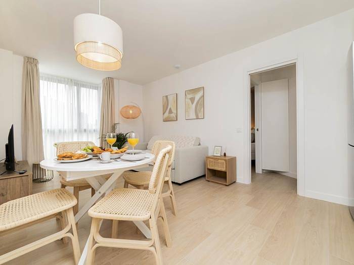 Appartement de vacances entier, Appartement de vacances pour 4 personnes avec piscine in Madrid, Communaute de Madrid